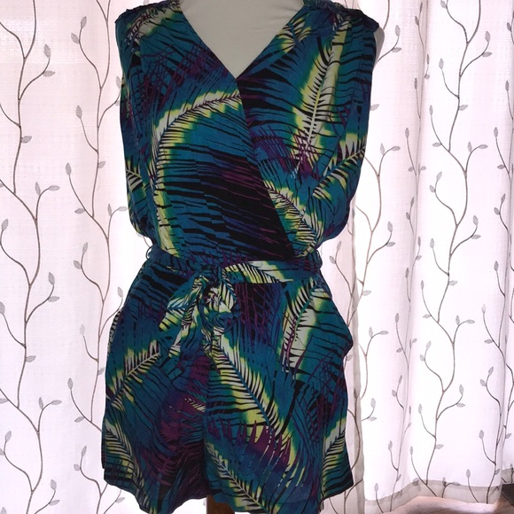 Pants - 💜 Multicolored Sleeveless Romper with Pockets!